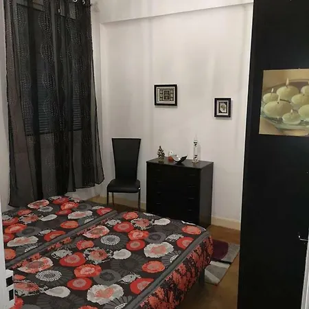 22 Rue Louis De Coppet